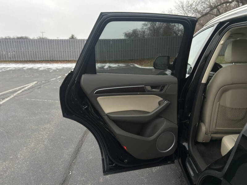 2016 Audi Q5 2.0T quattro Premium Plus