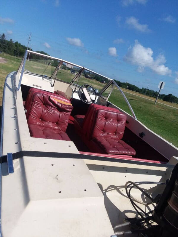 1978 15 Ft.Larson Manta 4500