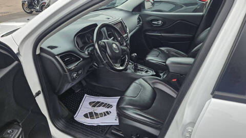 2020 Jeep Cherokee Trailhawk