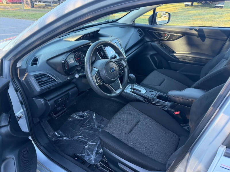 2019 Subaru Impreza 2.0i