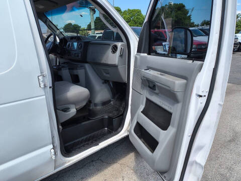 2011 Ford E-Series E-250