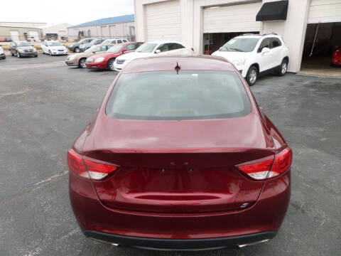 2015 Chrysler 200 S