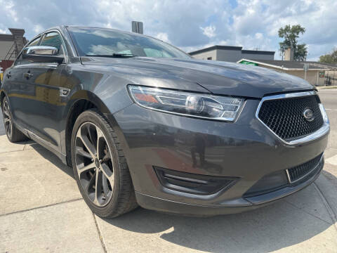 2015 Ford Taurus Limited