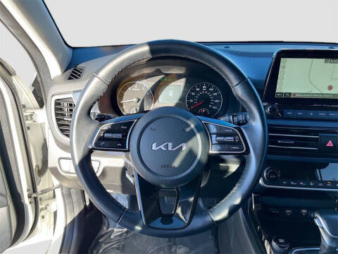 2023 Kia Seltos S