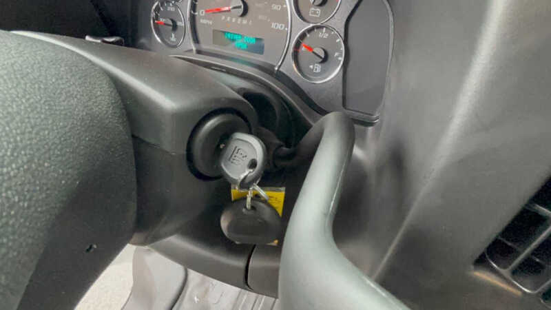 2025 Chevrolet Express 2500
