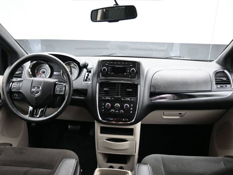 2016 Dodge Grand Caravan SE Plus