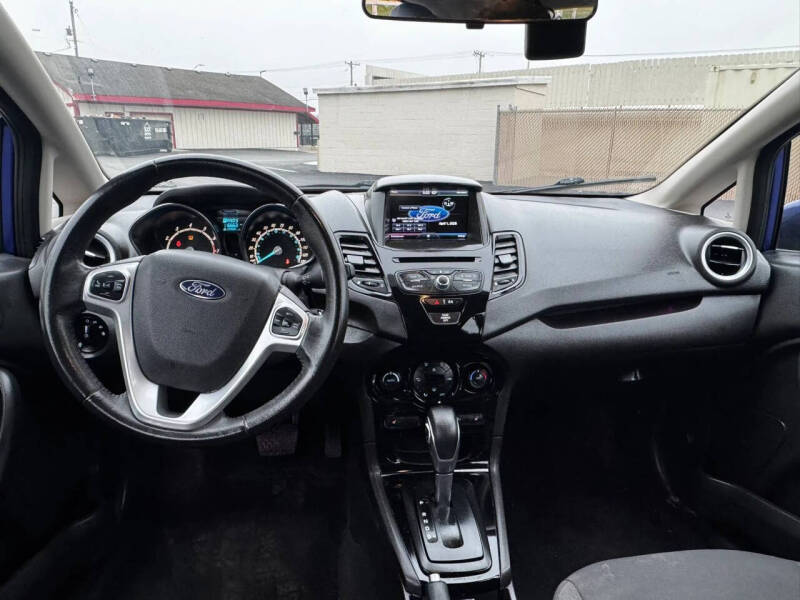 2014 Ford Fiesta SE