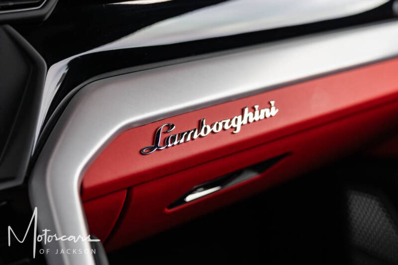 2019 Lamborghini Urus