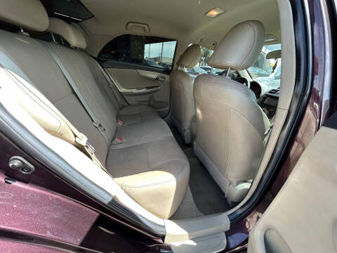 2013 Toyota Corolla LE