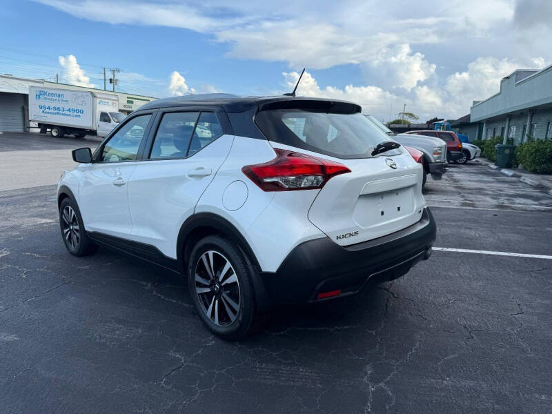 2018 Nissan Kicks SV