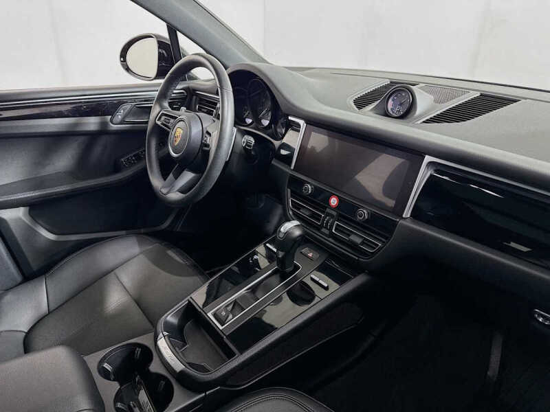2024 Porsche Macan