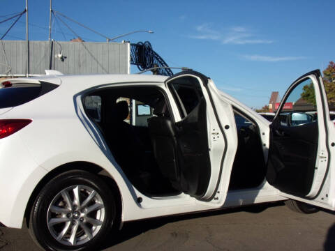 2014 Mazda MAZDA3 i Grand Touring