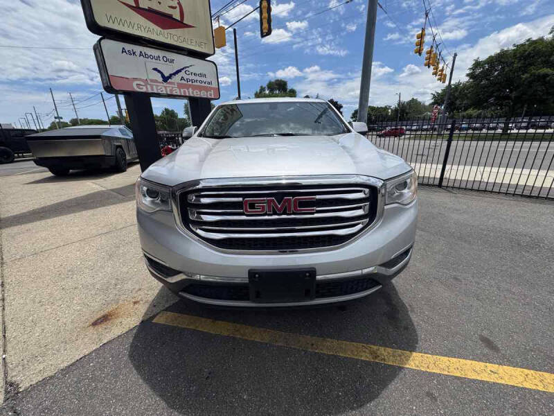 2017 GMC Acadia SLE-2