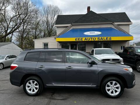 2012 Toyota Highlander for sale at EEE AUTO SERVICES AND SALES LLC in Cincinnati OH