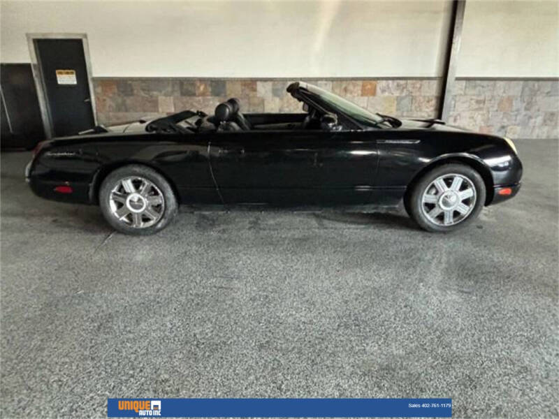 2005 Ford Thunderbird Deluxe