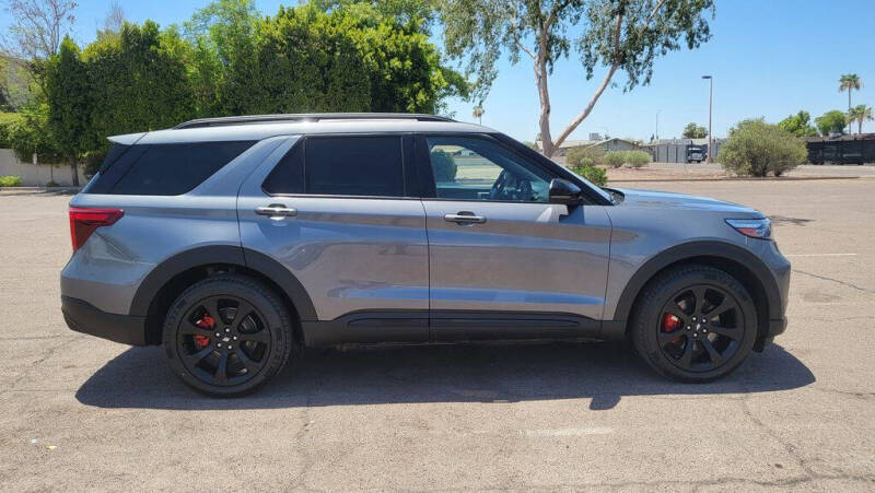 2023 Ford Explorer ST