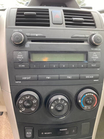 2013 Toyota Corolla LE