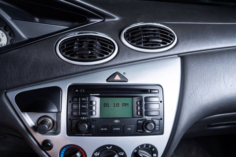 2004 Ford Focus ZX3