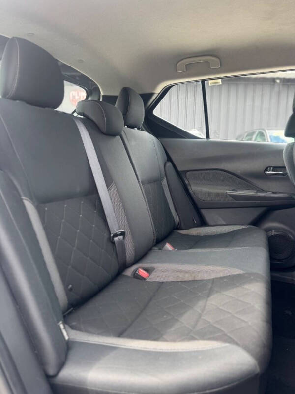 2020 Nissan Kicks SV