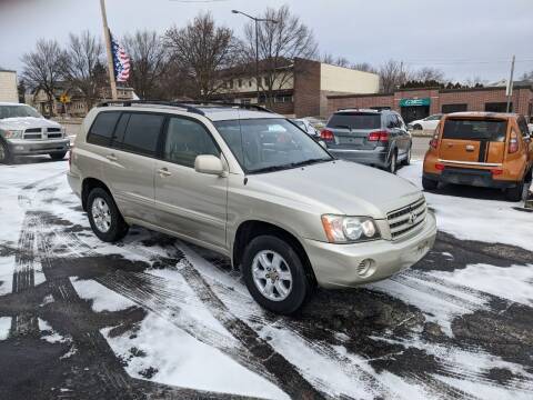 2002 Toyota Highlander for sale at BADGER LEASE & AUTO SALES INC in West Allis WI
