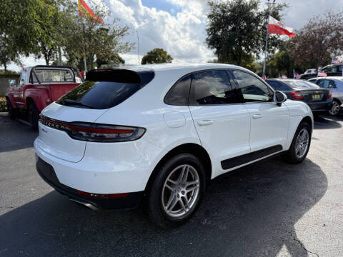 2020 Porsche Macan