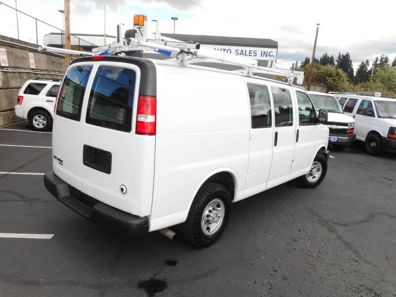 2016 Chevrolet Express 2500