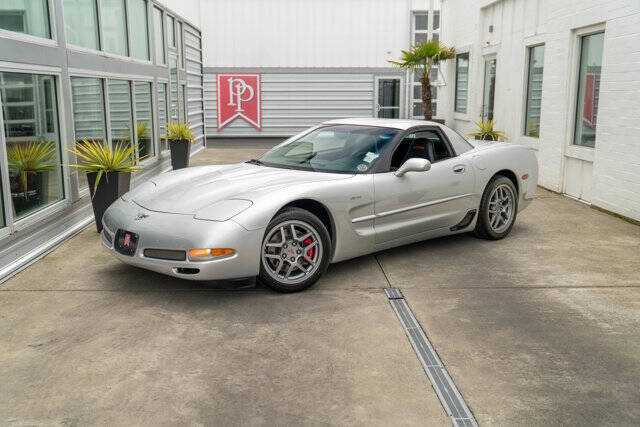 2003 Chevrolet Corvette 2