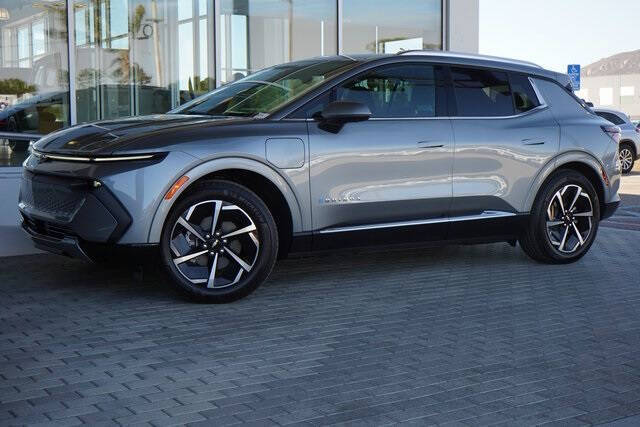 2025 Chevrolet Equinox EV LT 2