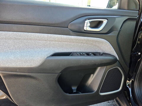 2023 Jeep Compass Latitude Lux