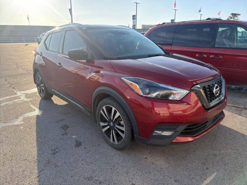 2020 Nissan Kicks SR
