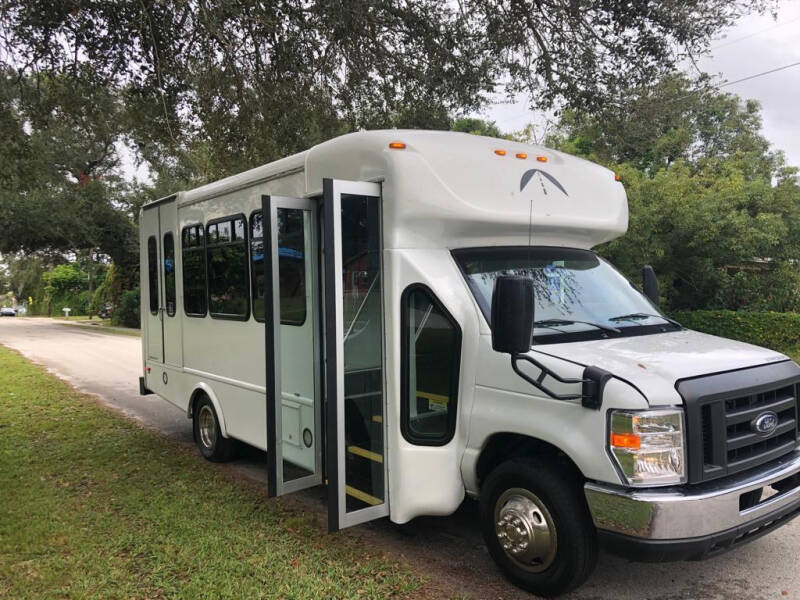 2017 Ford E-Series Chassis for sale at Diversified Auto Sales of Orlando, Inc. in Orlando FL