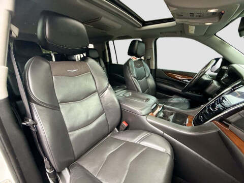 2020 Cadillac Escalade ESV Luxury