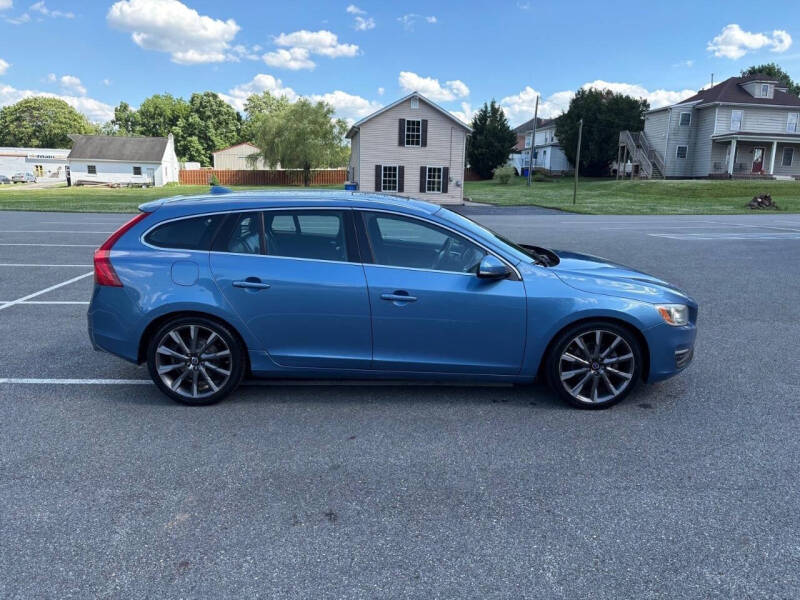 2015 Volvo V60 T5 Drive-E Premier Plus
