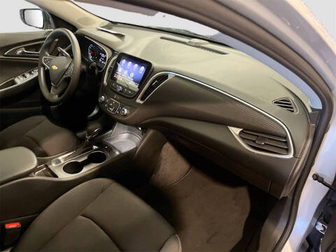 2022 Chevrolet Malibu LS