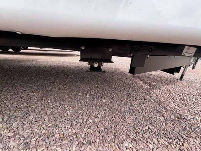 2026 Venture RV Sienna