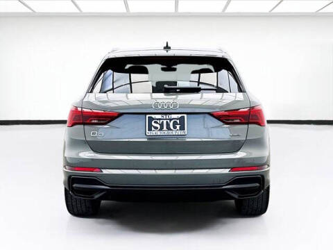 2022 Audi Q3 quattro S line Premium 45 TFSI