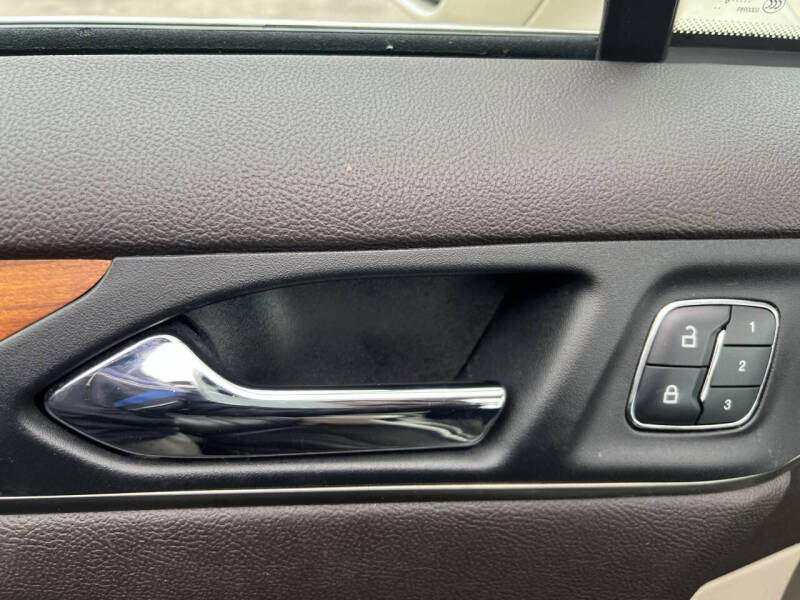 2017 Lincoln MKC Select