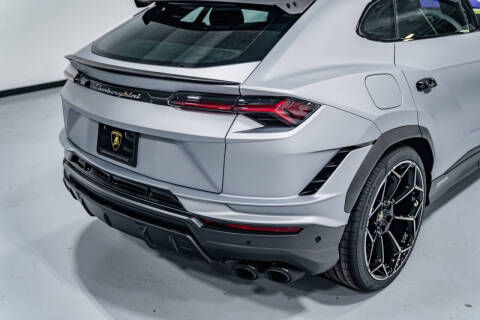 2024 Lamborghini Urus Performante