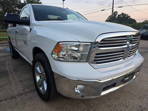 2016 RAM 1500 SLT