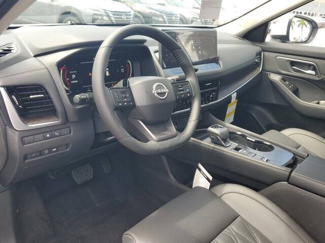 2025 Nissan Rogue Platinum