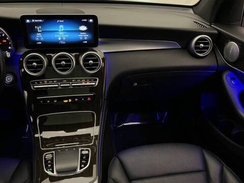 2021 Mercedes-Benz GLC GLC 300