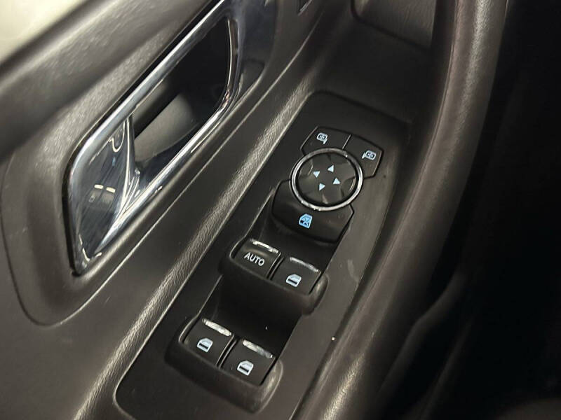 2017 Ford Taurus SEL