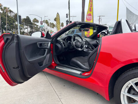 2018 Jaguar F-TYPE 296HP