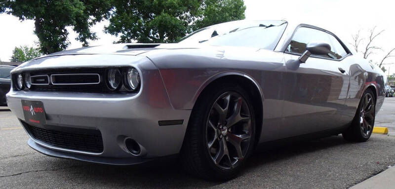 2016 Dodge Challenger SXT