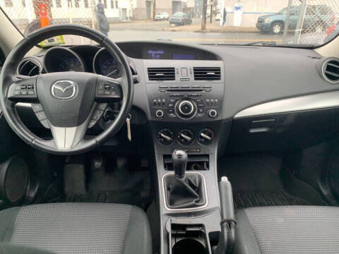 2012 Mazda MAZDA3 i Touring