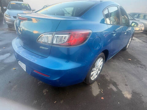 2012 Mazda MAZDA3 i Touring