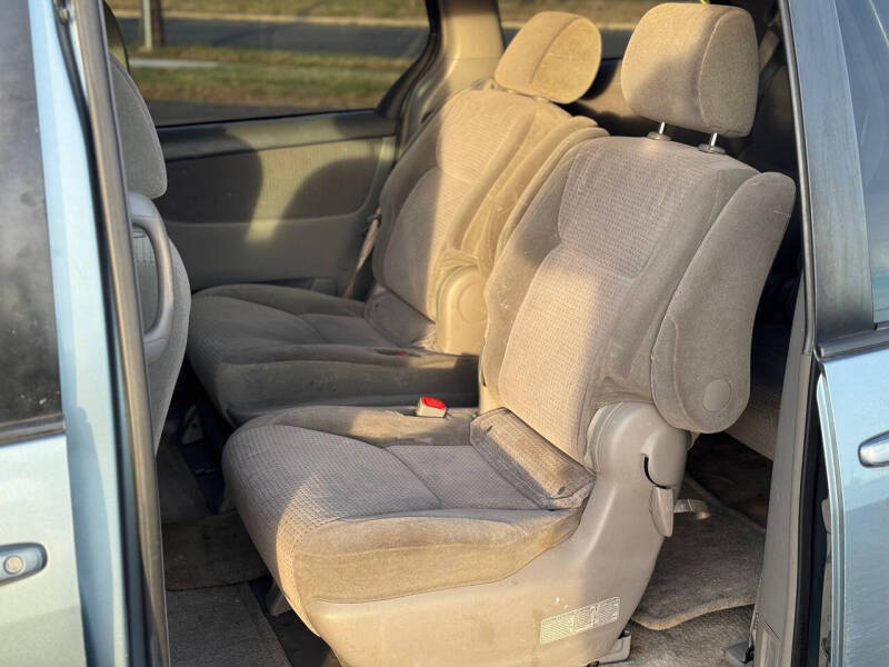 2006 Toyota Sienna CE 7 Passenger