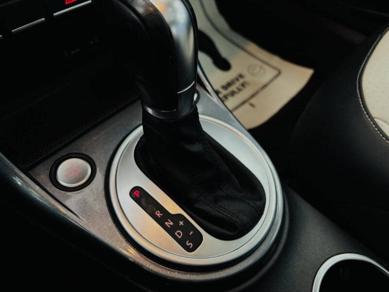 2019 Volkswagen Beetle 2.0T SE