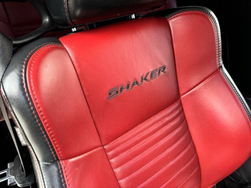 2016 Dodge Challenger 392 HEMI Scat Pack Shaker