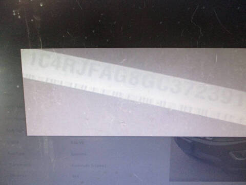 2016 Jeep Cherokee Sport